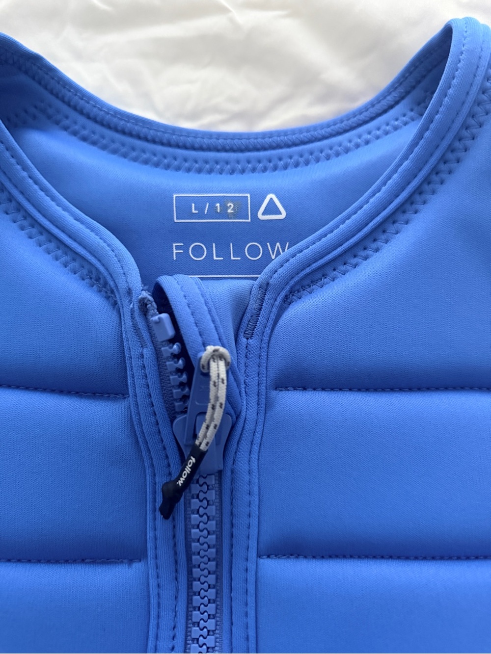 FOLLOW wake Vest - Women's - Picture 2 of 3